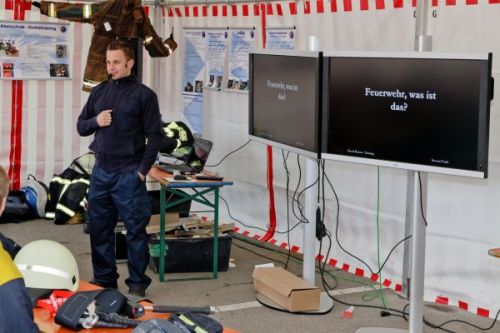 Severin Frank: theoretische Einführung am Atemschutzunfaelle.eu-Info-Stand